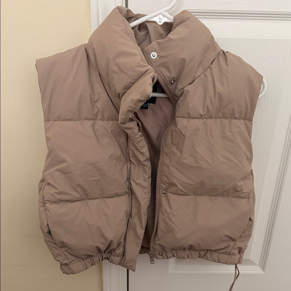 Love Tree Beige Puffer Vest